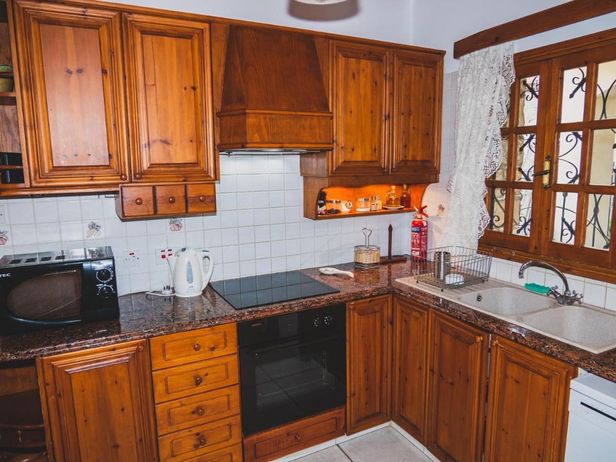 Вилла Revecca House Agios Mamas Экстерьер фото